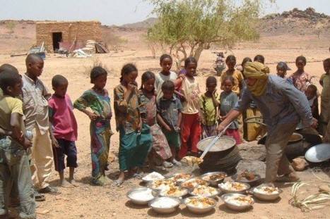 première cantine à Tangou